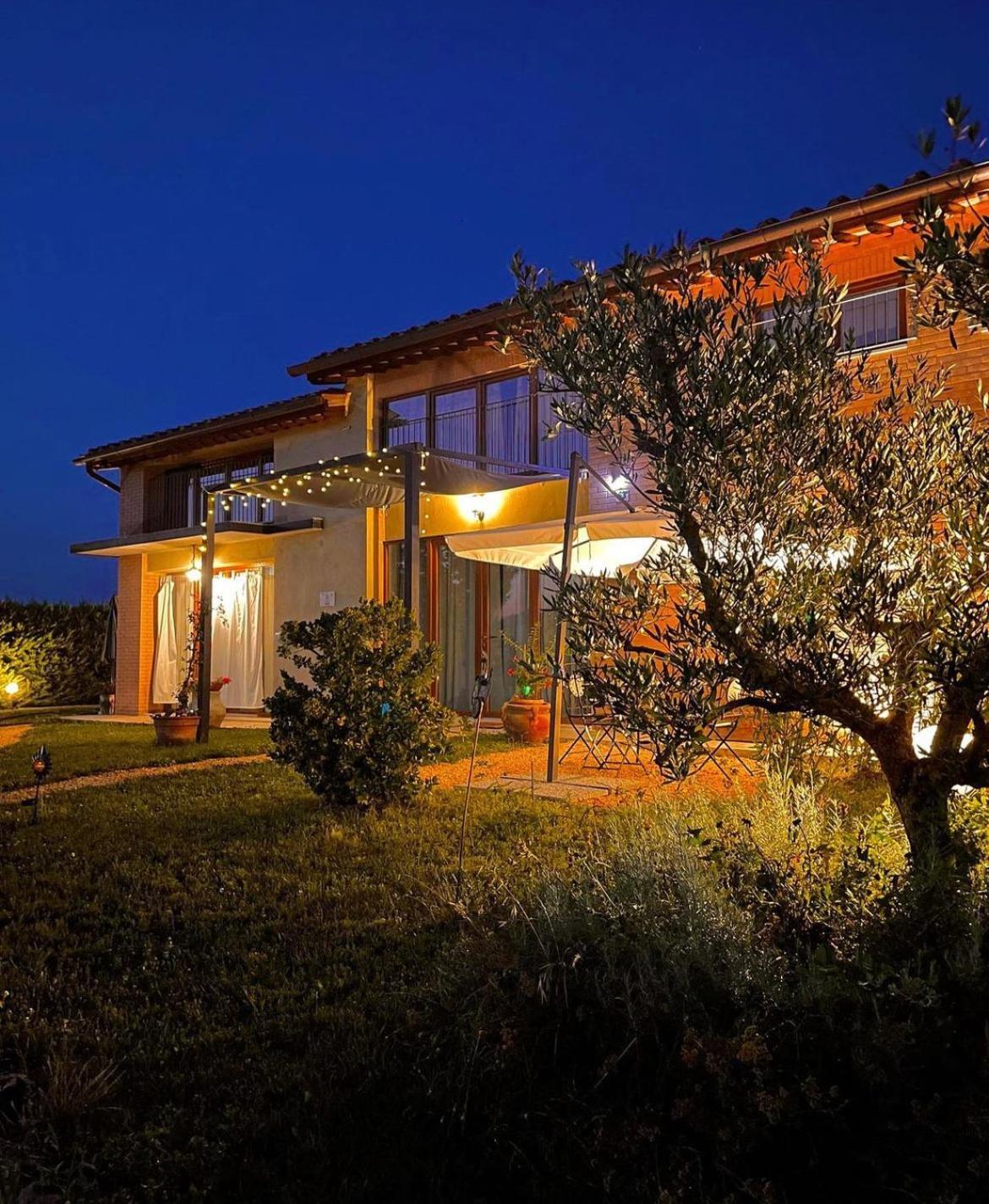 Agriturismo La Corte Del Sole Siena Exteriör bild