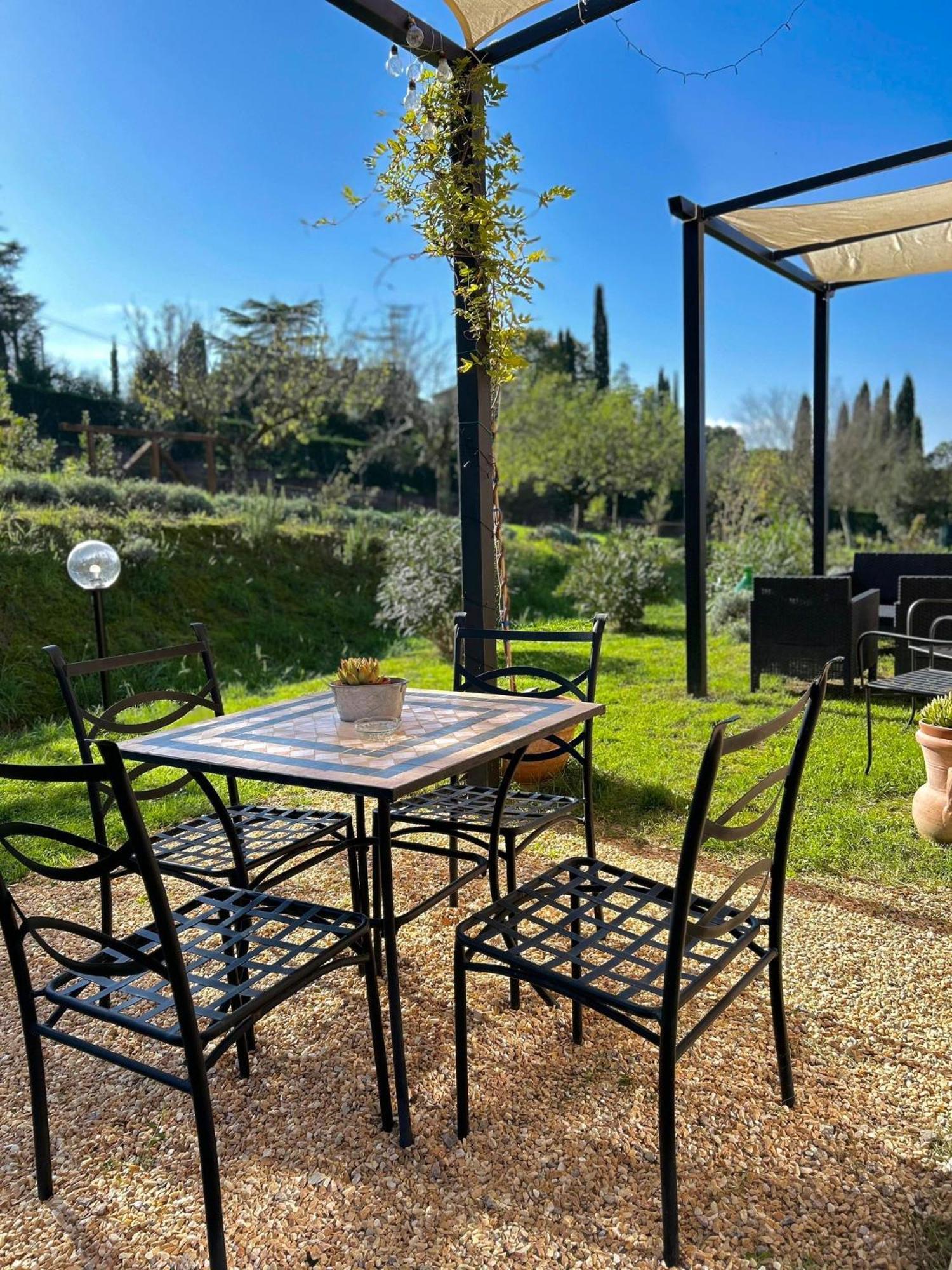 Agriturismo La Corte Del Sole Siena Exteriör bild
