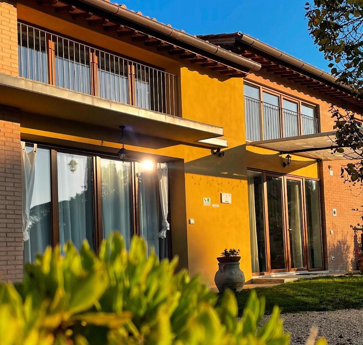 Agriturismo La Corte Del Sole Siena Exteriör bild