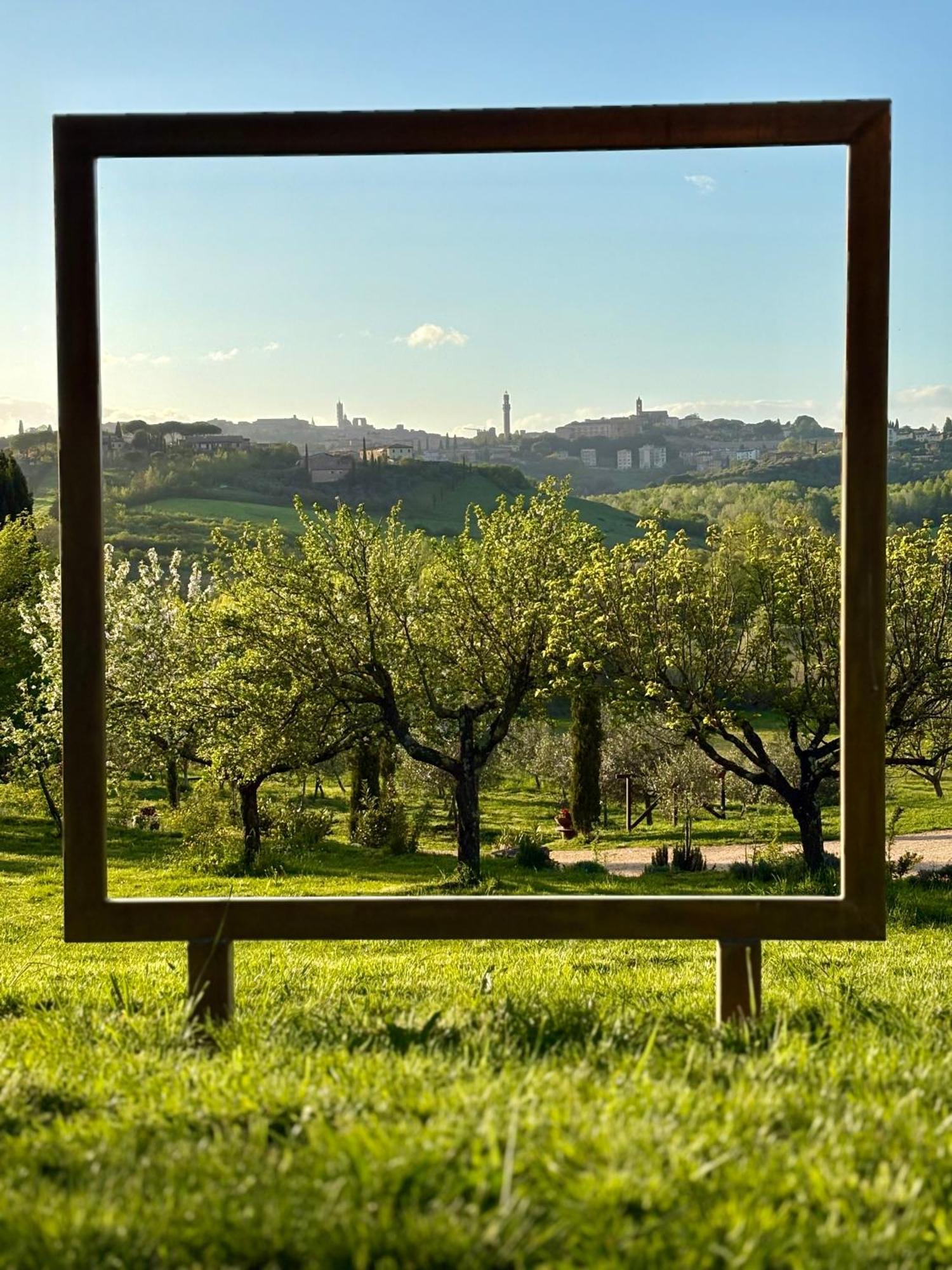 Agriturismo La Corte Del Sole Siena Exteriör bild